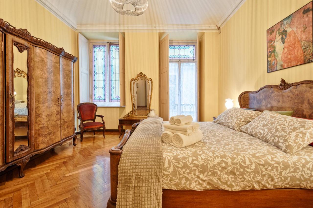 Acadamis -Il Rifugio Dei Mercanti- Piazza Castello Turin Luaran gambar
