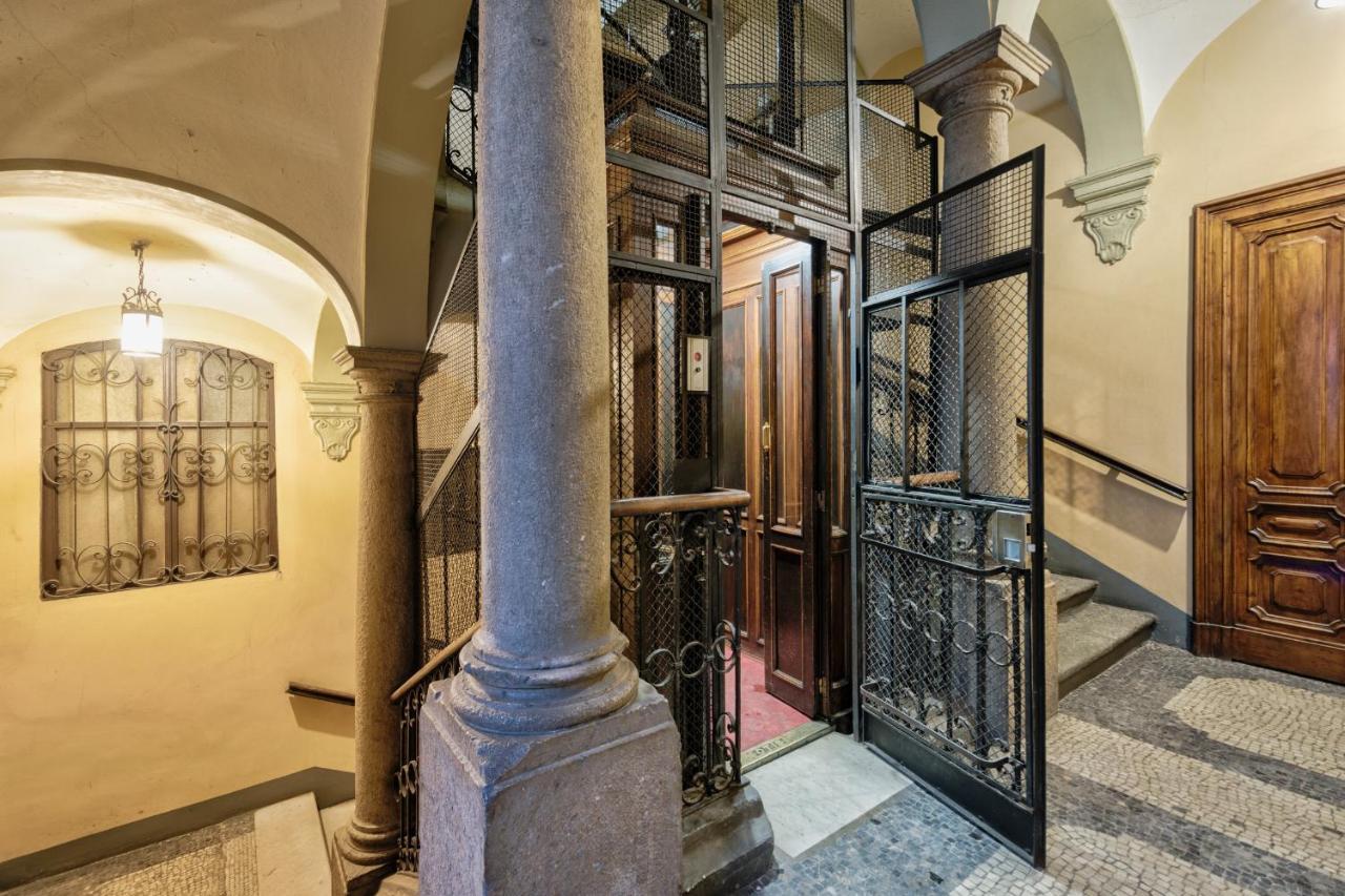 Acadamis -Il Rifugio Dei Mercanti- Piazza Castello Turin Luaran gambar