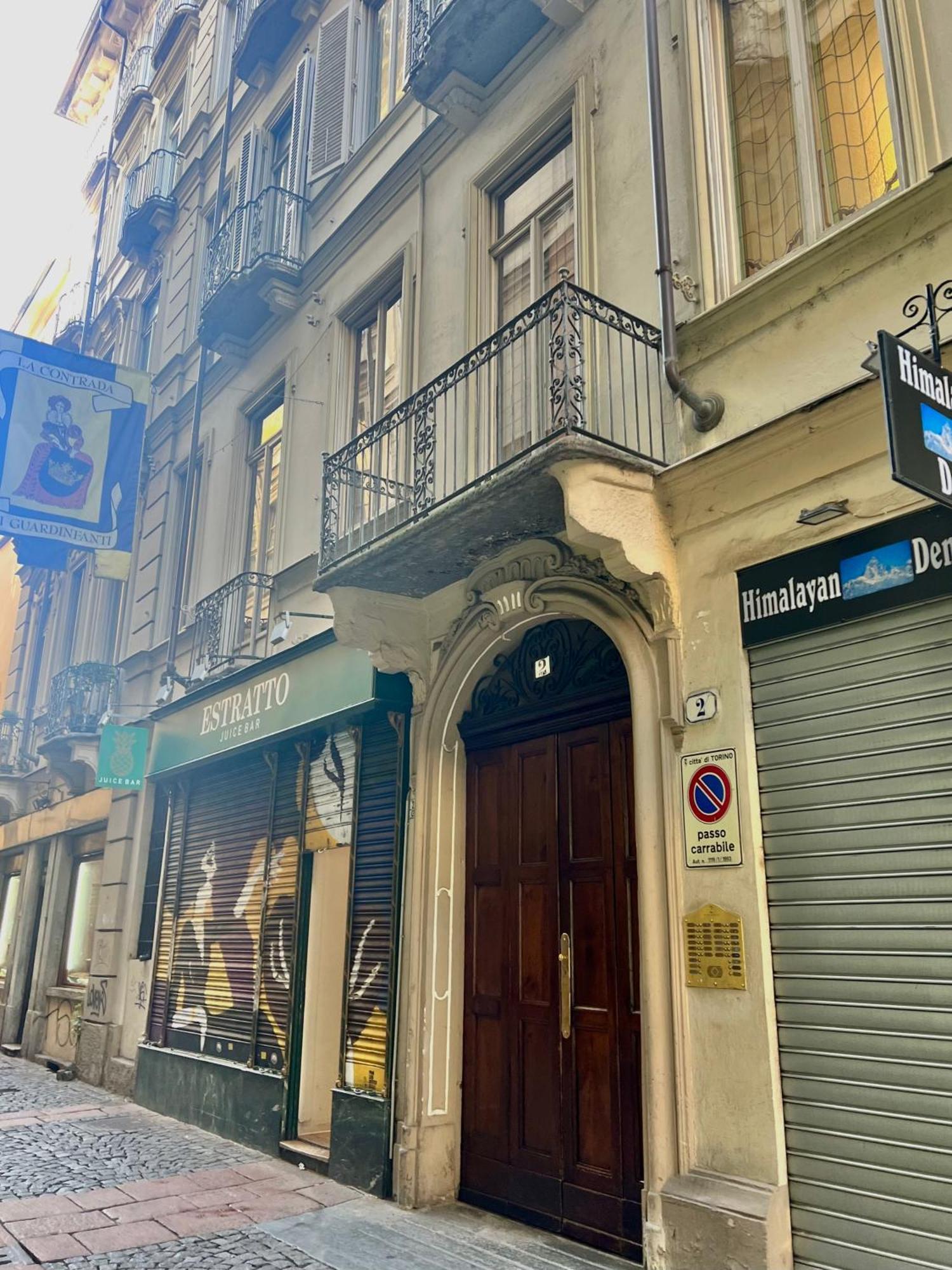 Acadamis -Il Rifugio Dei Mercanti- Piazza Castello Turin Luaran gambar