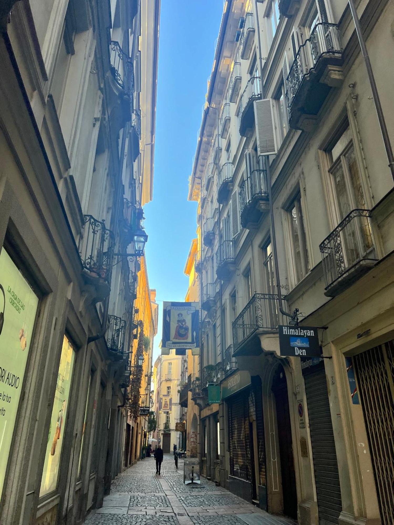 Acadamis -Il Rifugio Dei Mercanti- Piazza Castello Turin Luaran gambar